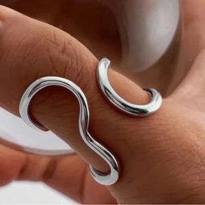 ✨ Modern Wave Silver Ring ✨ Adjustable
